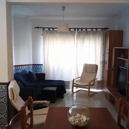 Casa Ouriceira, Centro *